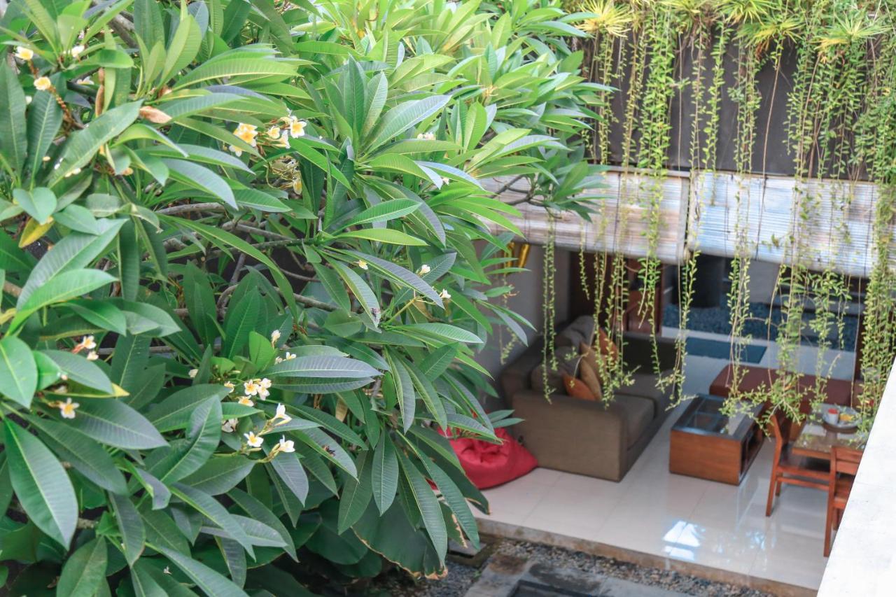 Alia Home Denpasar  Exterior photo