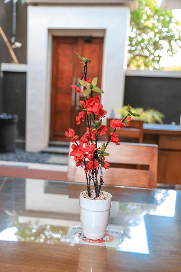 Alia Home Denpasar  Exterior photo
