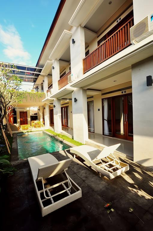 Alia Home Denpasar  Exterior photo